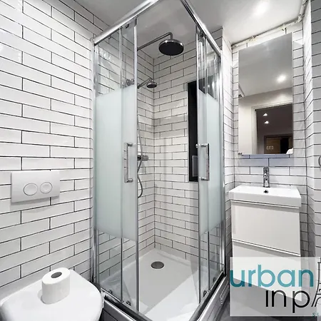 Daire Urban Flat 161 - Luxury 4 Bedrooms *